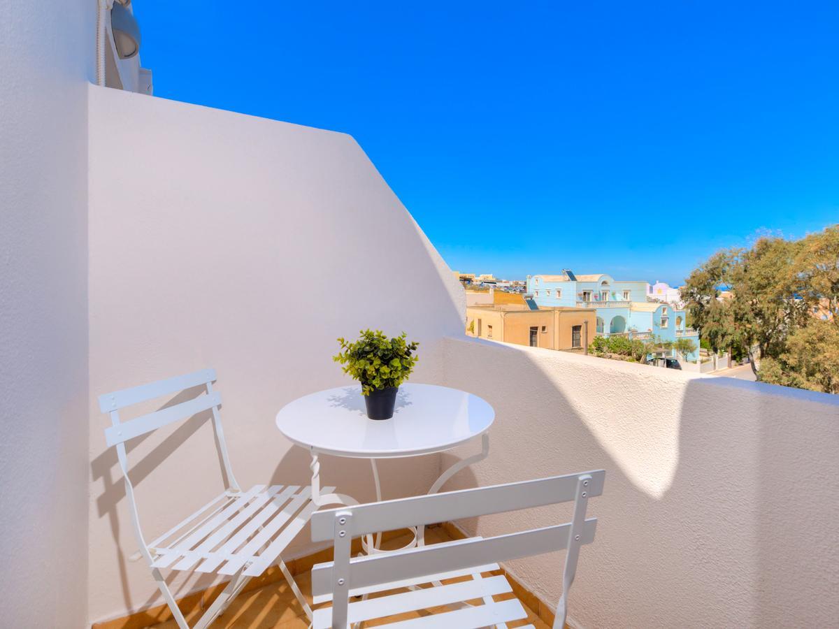 Alexander'S Great View Aparthotel Fira  Ngoại thất bức ảnh